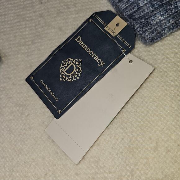 NWT Democracy Nordic Style Baby Blue and White Sweater Large PTP 22 L 24 - Picture 3 of 9